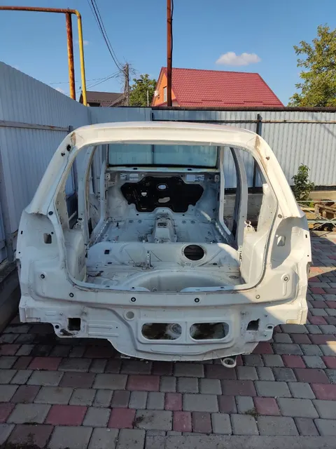 (повт) Д-к Егоров Е.Н. Автомобильный кузов от легкового а/м VOLKSWAGEN POLO, г/в 2011, г/н Е313ОС161, VIN WVWZZZ6RZCY538632. Обременение: залог,арест, н/ц 96 820,95 руб., з-к 19 364,00 руб., ш/а 968,00 руб.