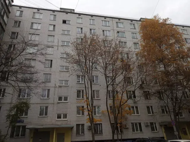 1/2 доля в праве общей долевой собственности на квартиру пл.44,5кв.м по адресу: Российская Федерация, город Москва, вн.тер.г. муниципальный округ Орехово-Борисово Северное, проезд Борисовский, дом 36, корпус 2, квартира 293, к/н 77:05:0011005:1558