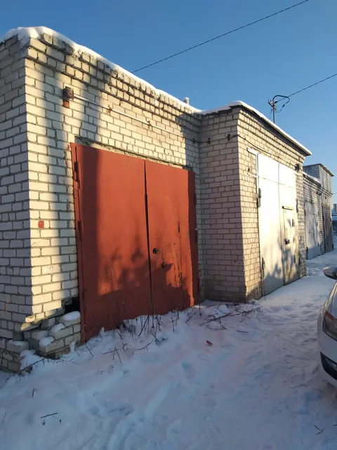 земельный участок, РНФИ П11730002689, кадастровый номер: 73:24:010802:12, площадью 53 кв.м, адрес объекта: Ульяновская обл., г. Ульяновск, р-н Железнодорожный, пер. Диспетчерский, 29а, с расположенным на нем объектом недвижимого имущества: бокс автомобильный, П12160009560, кадастровый номер: 73:24:010802:72, площадью 25 кв.м, адрес объекта: Российская Федерация, Ульяновская область, г. Ульяновск, пер. Диспетчерский, д. 29а
