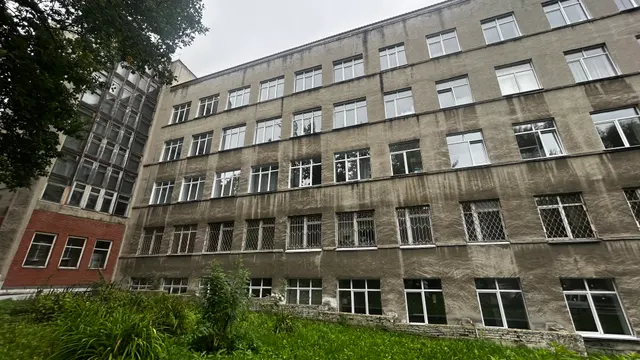 Нежилое помещение общей площадью 327,1 кв.м, с кадастровым номером 42:24:0401039:1640, расположенное по адресу: Кемеровская область, г. Кемерово, пр-кт Шахтеров, стр. 14. пом.5