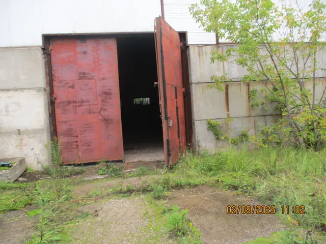 Нежилое здание  по адресу: город Иваново, микрорайон ТЭЦ-3, дом 29, с земельным участком, на котором оно расположено,  по адресу: город Иваново, микрорайон ТЭЦ-3