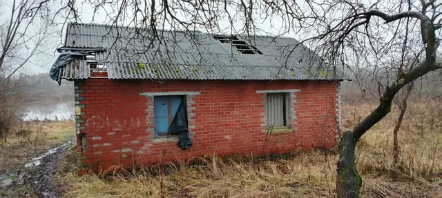 нежилое здание кадастровый номер 39:07:060305:104 с земельным участком кадастровый номер 39:07:060305:468, расположенные по адресу: Калининградская обл., Неманский район, пос. Ульяново, ул. Гусевская, д.4