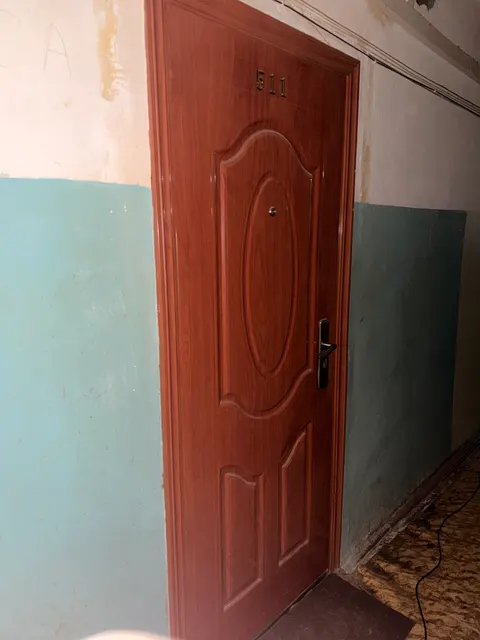 Имущество должника Снитко Н.Д.: комната, вид объекта недвижимости: помещение, назначение: жилое, площадь 17,6 кв.м, этаж № 05, кадастровый номер 26:12:010515:447, ограничение прав и обременение объекта: запрещения регистрации, адрес: Российская Федерация, Ставропольский край, г.о. город Ставрополь, г. Ставрополь, ул. Пржевальского, д. 10, кв. 511. Начальная продажная цена 1 834 385 рублей. Сумма задатка 280 000 рублей.