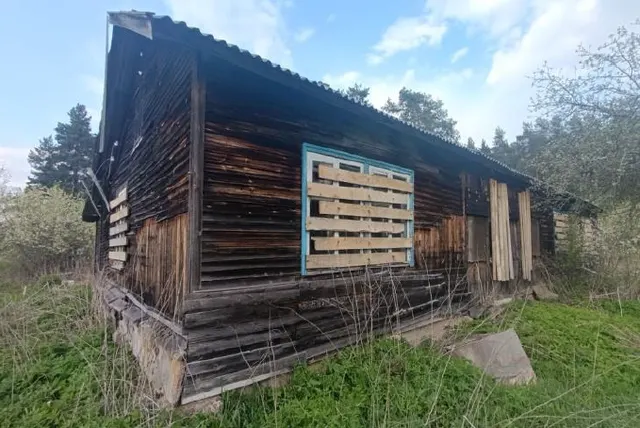 Имущество, находящееся в собственности Ярославской области, расположенное по адресу: Российская Федерация, Ярославская область, Угличский район, г. Углич,   п. Мебельщиков, д. 19, с земельным участком