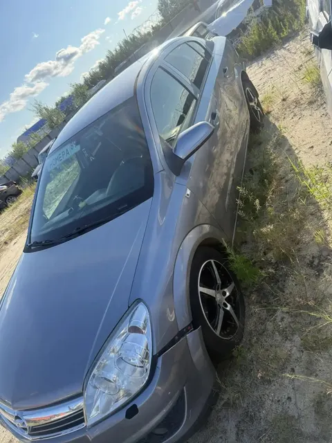 Автомобиль марки Opel Astra (А-Н), г.р.з. С823ТЕ89, VIN XUF0AHL698B006287, 2008 г.в. (ключи и документы отсутствуют, техническое состояние не проверялось, пробег не известен). Имущество продается в том виде, в каком оно есть, в случае продажи возврату/обмену не подлежит. За скрытые дефекты имущества Продавец ответственности не несет.