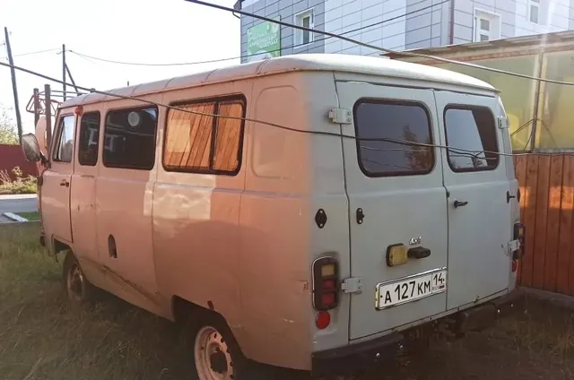 Автомобиль УАЗ-220695-04 2012г выпуска