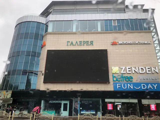 ТОРГОВО-РАЗВЛЕКАТЕЛЬНЫЙ комплекс «Галерея»,  площадь 11173,1 кв.м, кадастровый номер 26:33:150308:45, количество этажей: 7, в том числе подземных 1, адрес: Российская Федерация, Ставропольский край, г. Пятигорск, пр-кт Кирова, д. 65.