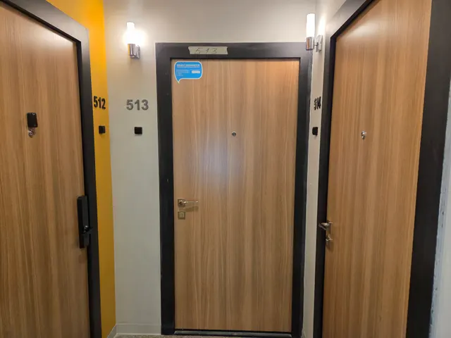 Продажа имущества, находящегося в собственности города Москвы, жилое помещение по адресу: г. Москва, ул. Чоботовская, д.  2, корп.  2,  кв. 513, площадью 45,6 кв.м (Этаж № 18), кадастровый номер: 77:07:0015005:31794