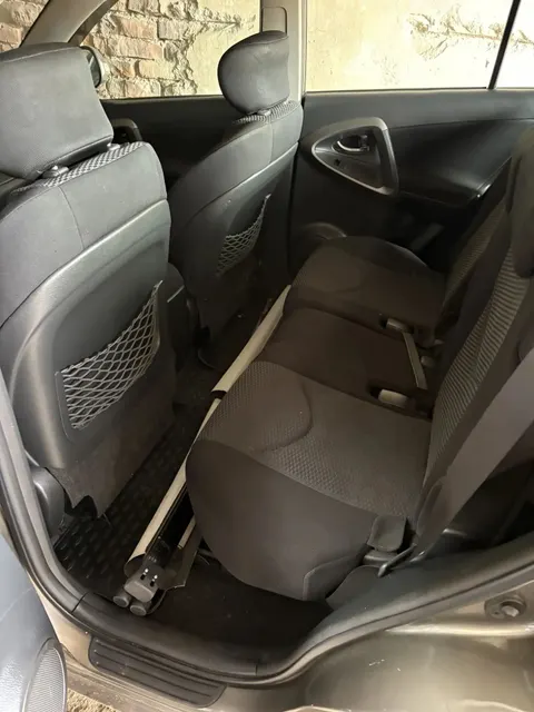 Транспортное средство Toyota RAV4, 2010 года выпуска, цвет - бронзовый, идентификационный номер VIN JTMBE31V10D028484, государственный номер С616ЕН197.