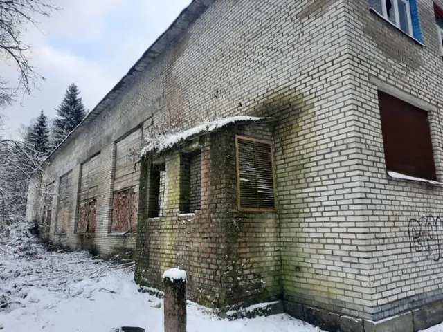 здание клуба, общей площадью -1411 кв.м. с кадастровым номером № 47:07:0103001:1356, назначение: нежилое, расположенного по адресу: Российская Федерация, Ленинградская область, Всеволожский район, деревня Ненимяки, военный городок № 6, д.108, литера 3