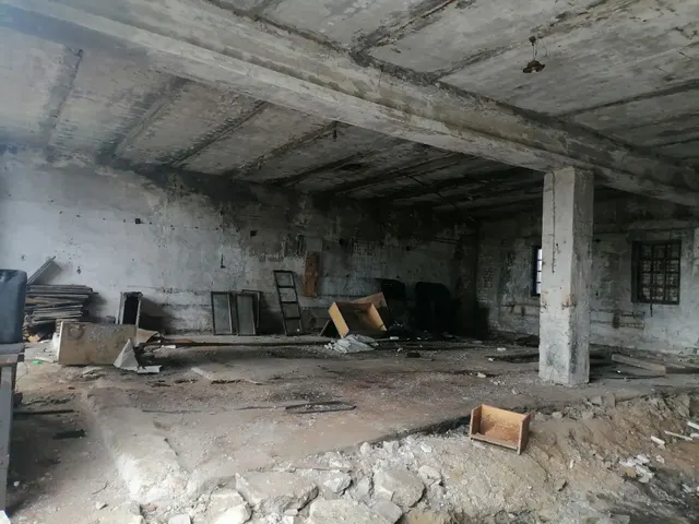 Муниципальное имущество, находящееся в собственности муниципального округа «Княжпогостский»: Здание гаража, расположенное по адресу: Российская Федерация, Республика Коми, Княжпогостский район, г. Емва, ул. 60 лет Октября, д. 2а с земельным участком