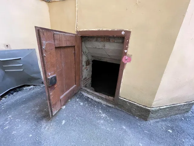 Нежилое помещение, находящееся в государственной собственности Санкт-Петербурга,  расположенное по адресу: Санкт-Петербург, Вознесенский проспект, д. 55, литера А, пом. 27-Н