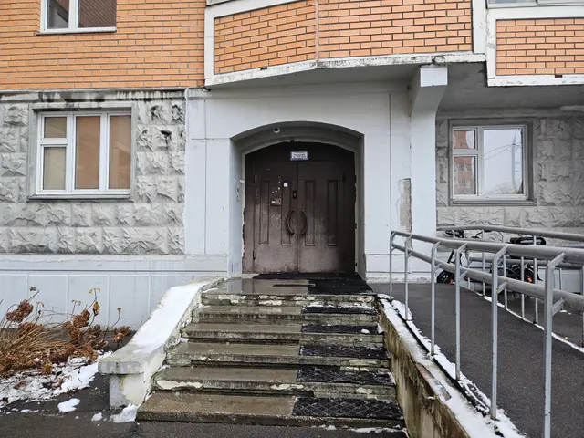 Продажа имущества, находящегося в собственности города Москвы, жилое помещение по адресу: Московская область, д. Голубое, ул. Родниковая, к. 5, кв. 267, общей площадью 37,5 кв. м, (Этаж №4), кадастровый номер: 50:09:0070106:3454