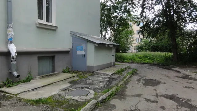 Нежилое помещение, подвал, площадь 180,5 кв. метра