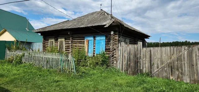 Административное здание ветучастка, площадь: 40,4 кв. м, одновременно с земельным участком, по адресу: Курганская область, Кетовский район, с. Колташево, ул. Аргентовской, д. 17