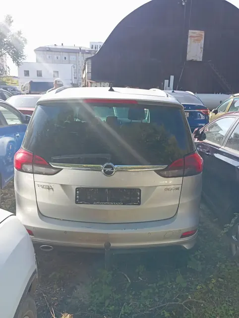 Транспортное средство Opel Zafira Tourer. Регистрационный номер DMR AO 1411, описание состояния товара содержится в АТО 10503050/241225/100047 Покупатель самостоятельно и за свой счет получает ЭПТС на ТС (имеет иностранные номера, на учете в РФ не зарегистрировано). (ключи отсутствуют, техническое состояние не проверялось, пробег не известен). Имущество продается в том виде, в каком оно есть, в случае продажи возврату/обмену не подлежит.