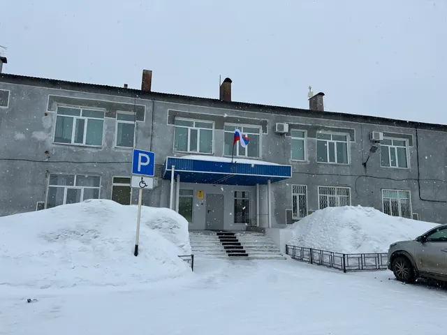Нежилое помещение общей площадью 115,5 кв.м, с кадастровым номером 42:05:0109001:8815, расположенное по адресу: Кемеровская область - Кузбасс, м.о. Крапивинский, пгт. Крапивинский, ул. Юбилейная, здание 21а, пом. 2