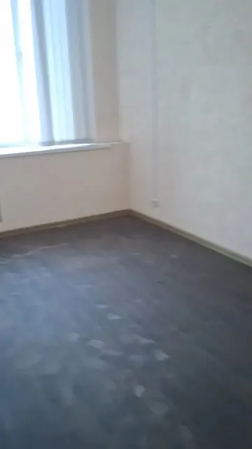 Нежилое помещение общей площадью 101,6 кв.м., с кадастровым номером 60:09:0010607:284, РНФИ П13600001537, расположенное по адресу: Псковская область, Невельский муниципальный округ, г. Невель, ГП «Невель», ул. Комсомольская, д.5, пом.1002