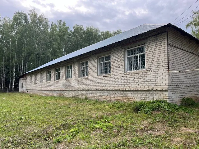 Аукцион в электронной форме по продаже лота - земельный участок с кадастровым номером 13:06:0102001:260 площадью 1622 кв. м с расположенным на нем объектом недвижимого имущества, местоположение: местоположение установлено относительно ориентира, расположенного в границах участка. Почтовый адрес ориентира: Российская Федерация, Республика Мордовия, м.р-н Дубенский, с.п. Дубенское, с. Дубенки, ул. 2-ой Микрорайон, з/у 14Б