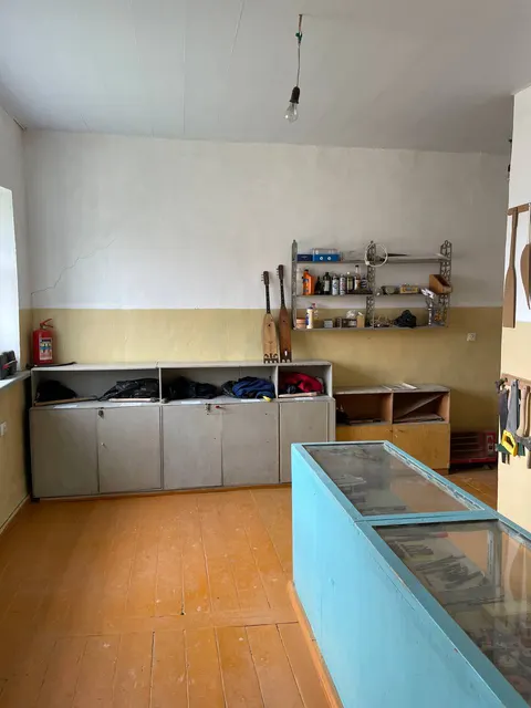 Объект аренды, площадь 56,05 кв. м., номера на поэтажном плане 1 этажа: 1, 11, 12, адрес (местонахождение) объекта: Республика Дагестан, р-н Буйнакский, с Эрпели