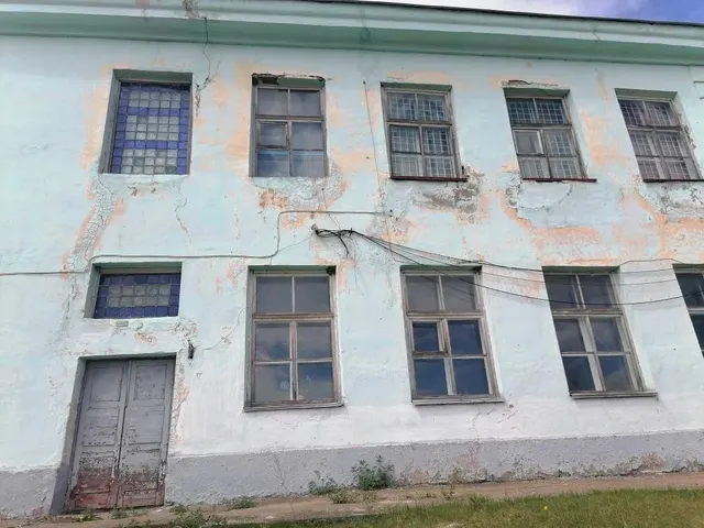 нежилое здание, расположенное по адресу: п.Аксеново-Зиловское, ул. Советская 55