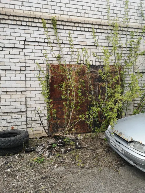 нежилое помещение, гаражный бокс, площадью 37,9 кв.м., кадастровый номер 63:03:0101031:679, по адресу: Самарская область Самарская область, г. Кинель, ул. Советская, д. 40.