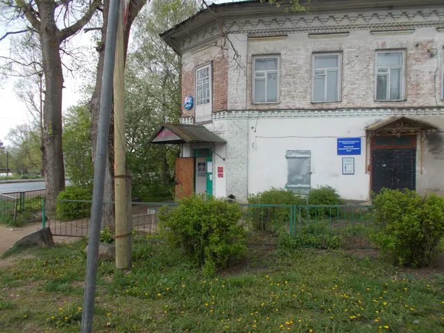 право заключения договора аренды недвижимого имущества, закрепленного на праве оперативного управления за ГБУЗ ЯО «Ростовская ЦРБ» - нежилых помещений первого этажа с номером на поэтажном плане 1 площадью 29,5 кв.м, 2 площадью 8,2 кв.м, 3 площадью 12,6 кв.м общей площадью помещений 50,3 кв.м в здании медпункта, расположенном по адресу: Ярославская область, Гаврилов-Ямский р-н, Стогинский с/о, с. Осенево, ул. Центральная, д.15. , для осуществления розничной торговли