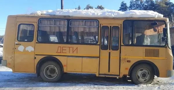 Автобус для перевозки детей, марка, модель ТС ПАЗ 32053-70, идентификационный номер (VIN) Х1М3205СХВ0004979, модель, № двигателя 523400 В1006449, кузов (кабина, прицеп) №  Х1М3205СХВ0004979, год выпуска 2011