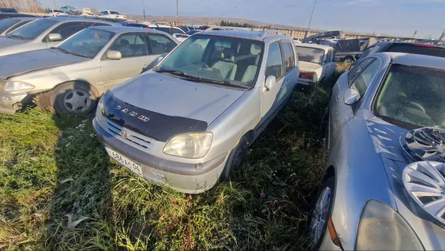 Автомобиль TOYOTA RAUM, г/н Т686АС04, 1998 г.в., кузов № EXZ100060409, двигатель № 1250720, цвет серый, комплектность и состояние  не проверялась данное  имущество обращено в доход государства, (Документы отсутствуют)Находится в Емельяновском районе