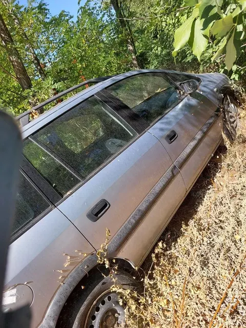 Автомобиль Opel Zafira, 2000 года выпуска, государственный регистрационный номер Эстонии 061THS, VIN: W0L0TGF75Y2224724.