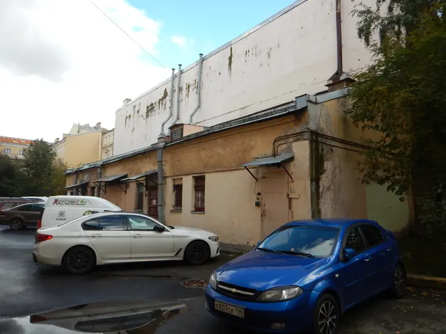 Аукцион в электронной форме на право заключения договора аренды объекта нежилого фонда по адресу: Санкт-Петербург, 4-я линия В.О., дом 31, литера Г, помещение 5-Н.