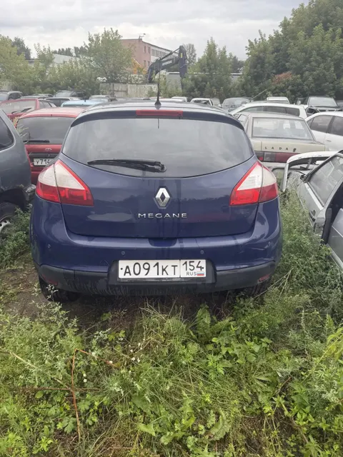 Автомобиль Renault Megane, 2011 .г.в.