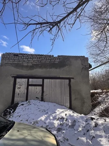 земельный участок, РНФИ П11160024264, кадастровый номер: 73:01:020121:23, площадью 50 кв.м, адрес объекта: Обл. Ульяновская, р-н Базарносызганский, рп. Базарный Сызган, ул. Ульяновская, дом 53, с расположенным на нем объектом недвижимого имущества: Здание, РНФИ П12730001813, кадастровый номер: 73:01:020121:86, площадью 38,7 кв.м