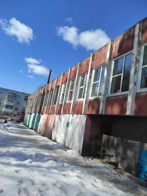 Нежилое помещение библиотеки №2 им. Ю.Федотова, площадью 540,5 кв.м., расположенное по адресу: Российская Федерация, Иркутская область, городской округ город Усть-Илимск, город Усть-Илимск, улица Героев Труда, дом 21, помещение 4, кадастровый номер 38:32:020401:2078