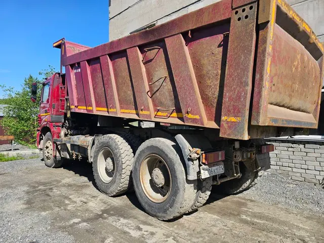 Грузовой автомобиль Камаз, 6580, 2020 г.в., VIN XTC658005L2536930, г.н. В306КТ01, цвет красный, на ходу, есть повреждения переднего бампера. Работоспособность не проверялась. Расположено по адресу: Мурманская обл., пгт. Зверосовхоз, стоянка Скарус. Должник ООО «Водолей Юг».