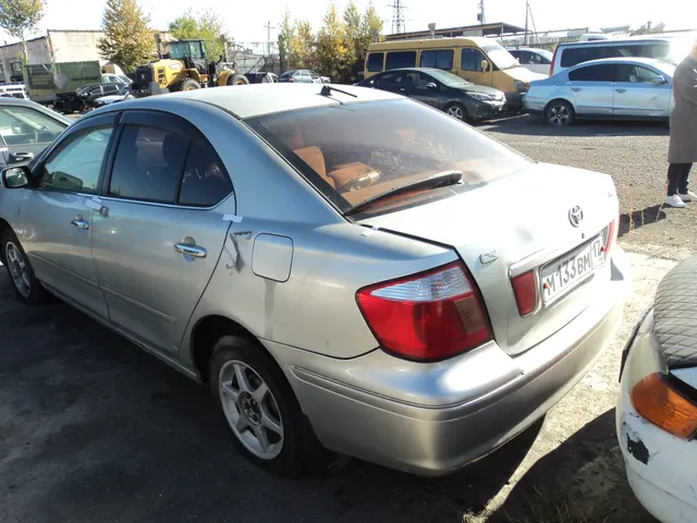 Транспортное средство марки «Toyota Premio», 2002 г.в., государственным регистрационным знаком М133ВМ17.