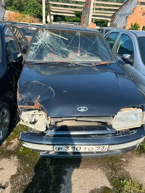 Автомобиль ВАЗ 21140, г.н Р310ТО93, 2006 г.в., цвета графитовый металлик. Документы отсутствуют.