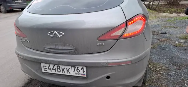 Легковой автомобиль Chery M11, 2012 г.в., г/н Е448КК761К, VIN LVVDB11B9CD197450, серого цвета, повреждения ЛКП на бампере, повреждена передняя правая дверь, на капоте небольшое пробитие, правое стекло заднего вида разбито, левая фара заднего хода (противотуманная) повреждена, на декоративной накладке левой задней двери содрана краска, в залоге, должник Артемова Н.П., (Поручение ТУ Росимущества в РО от 20.07.2026 № 61-983-У). Адрес (местоположение): г. Батайск, ул. Огородная, д. 54.