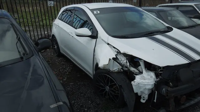Автомобиль марки Хендэ I 30, грз: К305КС35