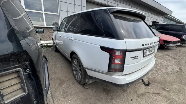 Автомобиль Land Rover Range Rover, 2013 г.в., г/н О878АА702, идентификационный номер (VINSALGA2HF3DA114759),