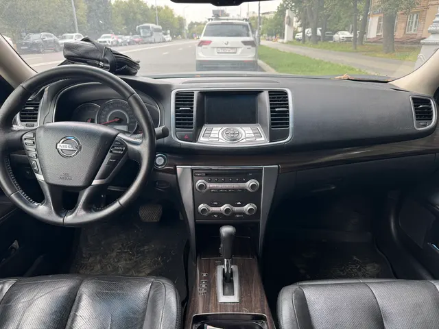 Легковой автомобиль NISSAN TEANA, 2012 года выпуска, регистрационный знак К561ОО977, идентификационный номер (VIN) – Z8NBCWJ32CS037403, государственная собственность, местонахождение – г. Москва, ул. Новый Арбат, д. 19