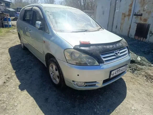 Автомобиль марки "Toyota Ipsum", г/н А499НО27, 2001 г. в, № кузова АСМ210016304, цвет голубой, имеются повреждения по корпусу.