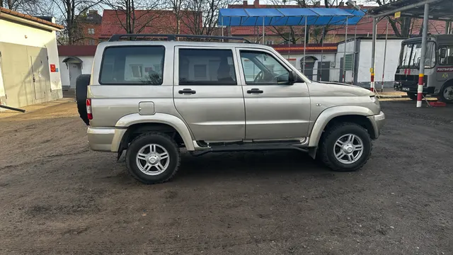 Высвобождаемое движимое военное имущество (автотранспортное средство)