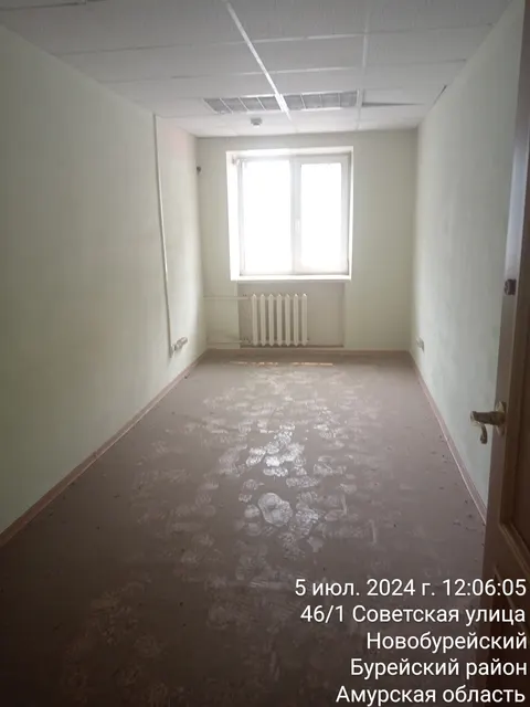 Нежилое помещение, общей площадью – 53,8 кв. м, расположенное в здании по адресу: Амурская область, м.о. Бурейский, пгт. Новобурейский,  ул. Советская, д.46, кв.17, кадастровый номер 28:11:010742:100