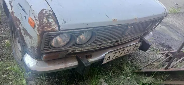 Автомобиль ВАЗ 2103, г/н А727ОВ24, 1974 г.в., кузов № 0257003, двигатель № 0260196, цвет бежевый, комплектность и состояние не проверялась данное  имущество обращено в доход государства. Находится в г. Игарка (Документы, ключи отсутствуют, )