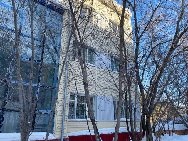 Помещение площадью 13,30 кв.м. адрес (местонахождение) объекта: 663090, Красноярский край, Дивногорск г, Комсомольская ул, дом № 4