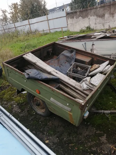 Автоприцеп одноосный «Зубрёнок» с государственным регистрационным знаком 2134ЛН