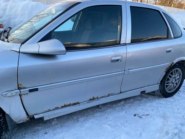 Легковой автомобиль OPEL VECTRA, 2000 г.в., г/н М792РН43, рабочее состояние не проверялось (Уведомление №642 К от 10.03.2026 г.)