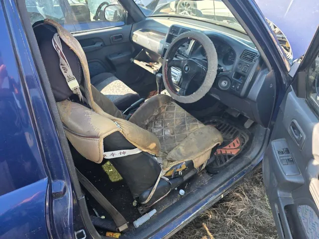 Автомобиль марки Toyota Rav 4, г/н H348PA27, 1994 г.в, № кузова SXA100012913,цвет синий