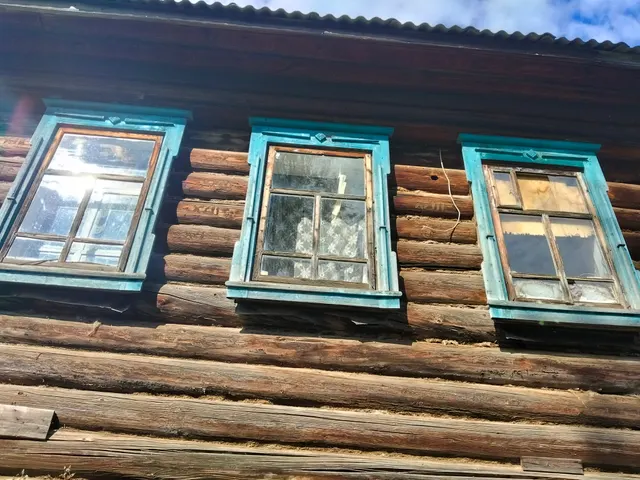Недвижимое имущество наименование: нежилое здание - квартира